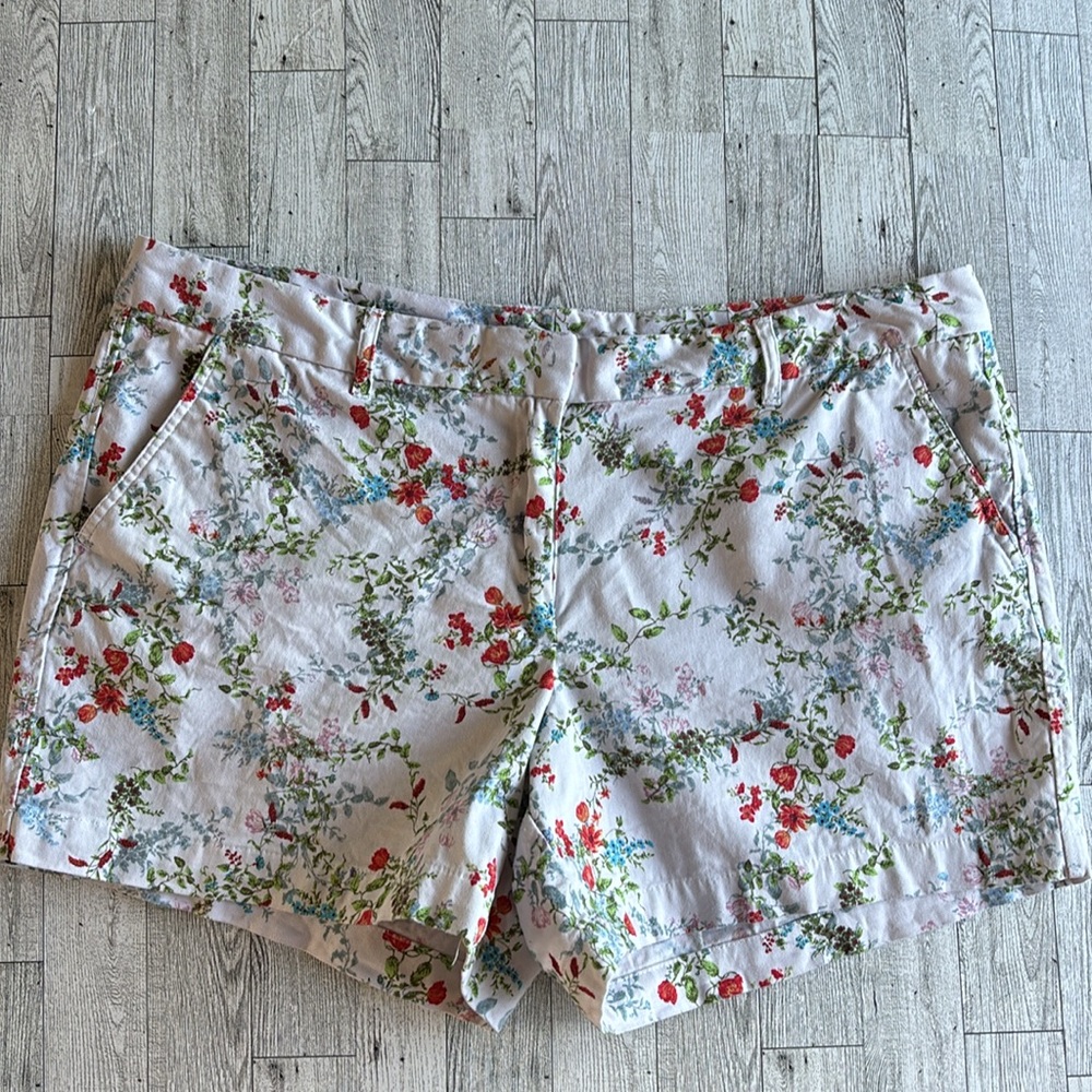 Lands End Sea floral chino shorts women's Sz 16 camping coquette garden vintage
